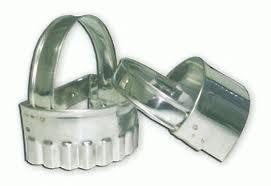 CORTA MASSAS Nº3-10CM LISO 1/2 LUA INOX