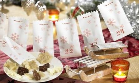 CJ.24 SACOS CALENDARIO NATAL C/CORDAO